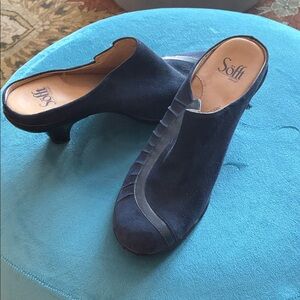 Sofft Women's Navy Heeled Mules